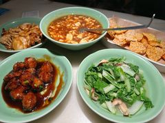 -弄堂里(滨江龙湖天街店)