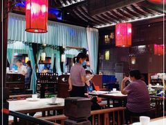 大堂-红蜡烛•瓦罐粥家常菜•夜宵(中山路店)