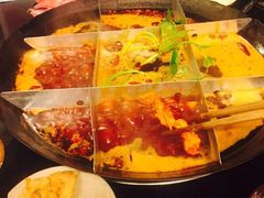 -岗上渣渣老火锅(两路口店)