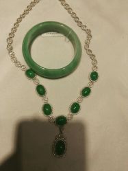 -北京七彩云南翡翠珠宝旗舰店(月坛店)