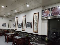 大堂-牛一嘴·兰州牛肉面·大盘鸡(财富中心店)