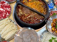 -钱摊摊安顺夺夺粉火锅(宏大广场店)