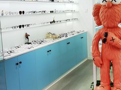 -一人多镜蔡司·依视路眼镜店(琉璃店)