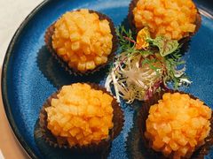 咸蛋黄鲜虾球-荟廷·晶萃(陆家嘴尚悦湾店)