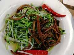 山珍翡翠苗-新大咀港式茶餐厅(宝山万达店)