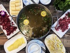 -牛缘村·贵州黄牛肉火锅(西善桥店)