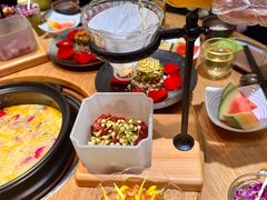 -一朵菌·野生菌探索家火锅(南亚店)