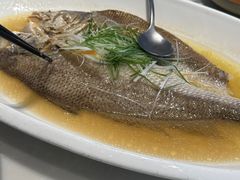 -泓历皇朝酒店(东亭店)