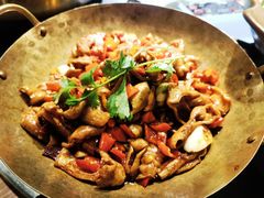 特色肥肠-沅江水·湖南家宴(南村万博长隆商圈店)