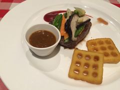 菲力牛排-卡本妮法餐厅·北京和平宾馆