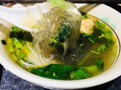 鸭血粉丝汤-有家生煎(三里屯店)