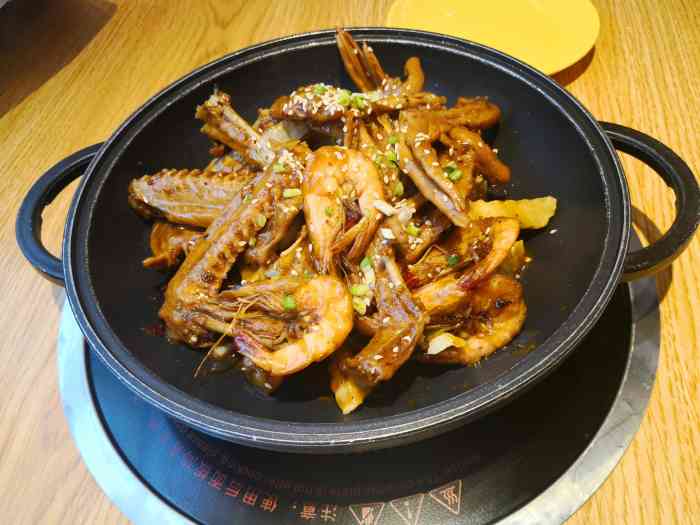 华达美食商（华达美食商街地址） 华达美食商（华达美食商街地点
）《华达美食城电话》 美食资讯