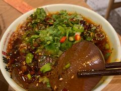 红红的鸭鸭血-全牛道·川小馆乐山跷脚牛肉(国金中心店)