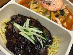 -贵宾庄炸酱面·韩式料理(高区店)
