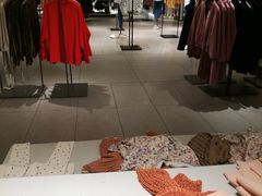 -ZARA(凯德乐峰广场店)