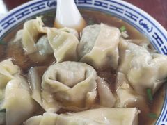 半菜半肉-古徽州馄饨店(宝安路店)