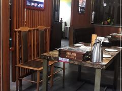 大堂-郑喜旺烧烤(郑州总店)