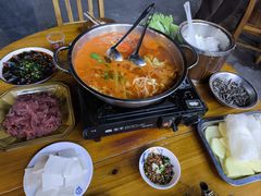 -苗侗地道红酸.酸汤鱼·酸汤牛肉
