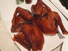 脆皮烧顶鸽-御宝轩(益丰·外滩源店)