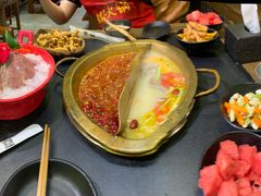 -沸炉重庆老火锅(军事博物馆店)