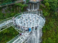 -古龙峡云天玻霸