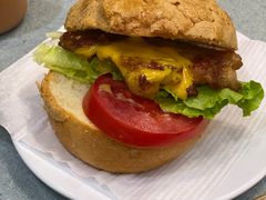 豬扒菠蘿油-华嫂冰室(尖沙咀店)