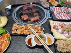 -金氏韩国城盛金烤肉(东明店)