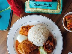 -关夫人餐厅(阳光广场店)