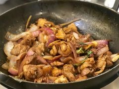 -胡须佬鸡煲四季火锅店(石厦西村直营店)