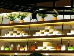-弄堂小笼包(西青中北永旺购物中心店)