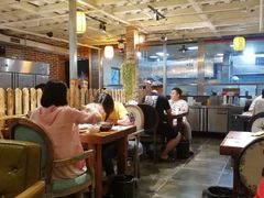 大堂-三个大叔东北烧烤·砂锅菜(西三旗店)