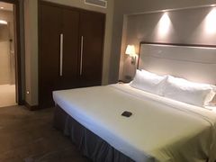 -深圳万悦格兰云天大酒店