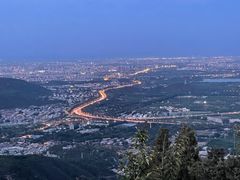 -鬼笑石后山停车场
