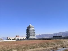 景点玻璃塔-暖泉古镇