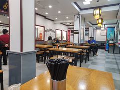 大堂-门框胡同百年卤煮(新街口店)