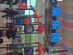 -燕莎奥特莱斯购物中心