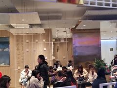门面-奈雪的茶(湖滨银泰in77C区PRO店)