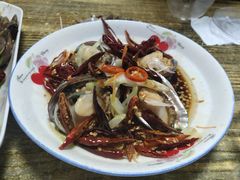 油泼鲍鱼-人和啤酒屋海鲜大排档(营口路店)