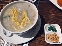 -彩蝶谷美食廊·粤式经典南番顺·铁板烧烤泰风味(广州长隆酒店)