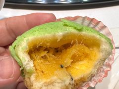 肉松酥皮包-明珠海港大酒店