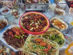 -金渝海鲜烧烤万州烤鱼店