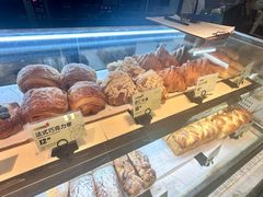-YUMI芽米·法式烘焙·咖啡(骖鸾路店)