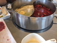 -牛德亨臻牛潮汕火锅(万邦时代店)
