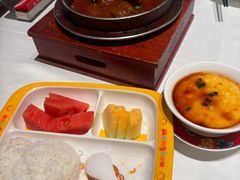 -千百味红餐厅·非遗江西菜(绿地双子塔总店)