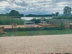 -夏屿湖畔.落日湖景餐厅(普者黑景区店)