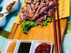 手撕羊腿-鹊华居·地道鲁菜·海鲜·融合味(大明湖店)