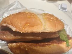 -麦当劳(世界城广场店)