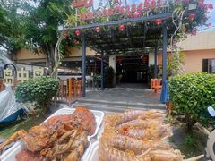 -岛中岛·海鲜大排档·万宁老字号(东澳店)