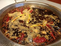 -潮火锅·麻辣牛肉火锅(观音桥方圆·LIVE店)