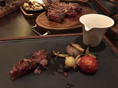 -恰餐厅及酒吧 CHAR Bar & Grill (北京丽都皇冠假日店)